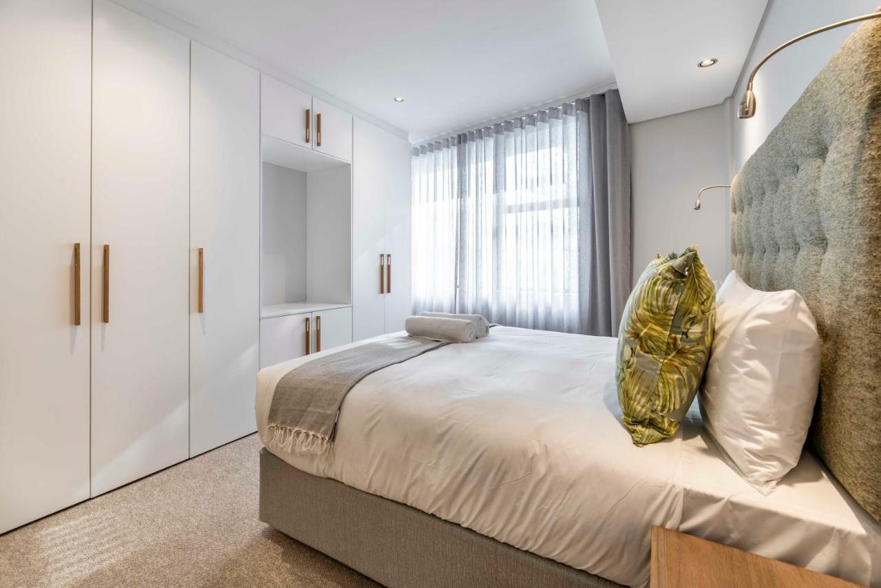 505 The Cosmopolitan.. Luxury At Its Best!!! Cape Town Bagian luar foto